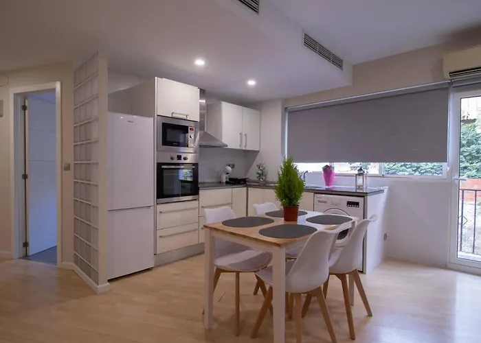 Old Town Flat By Concept Flats Apartman *