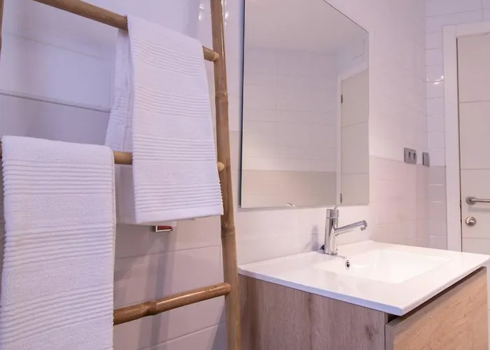 Old Town Flat By Concept Flats *