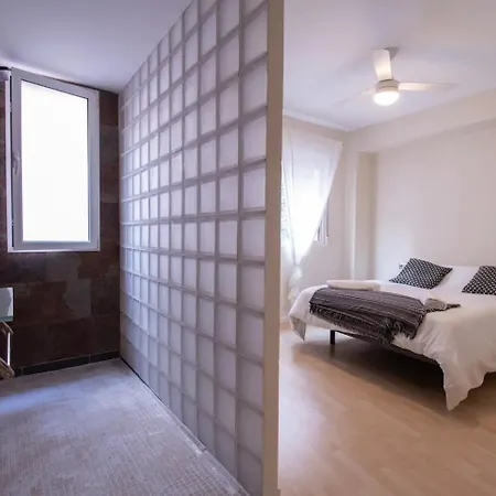 Old Town Flat By Concept Flats شقة فالنسيا